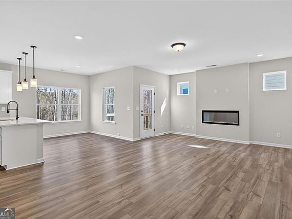 5th image of 1155 Elowen Dr