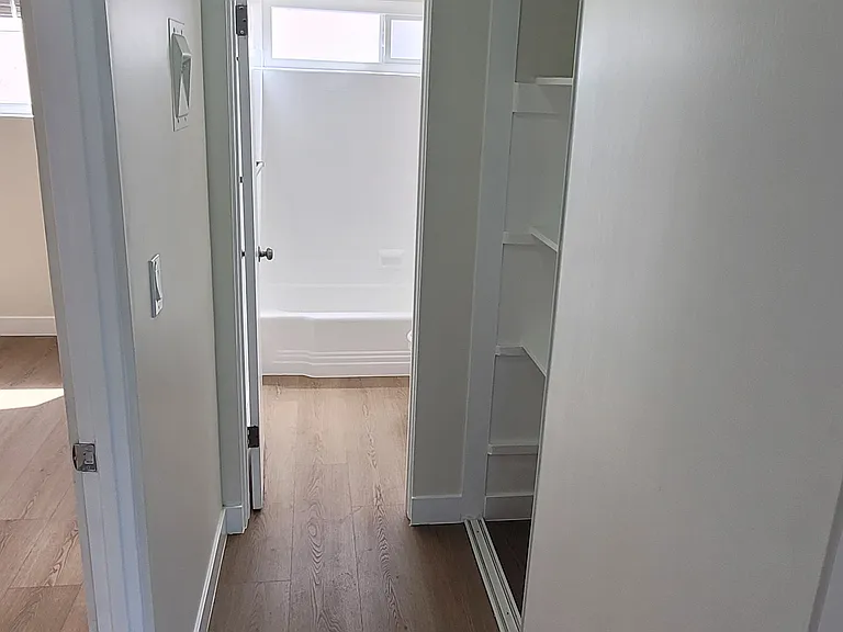 1711 Marine Ave #2 — Photo 12