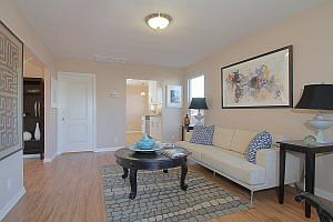 3rd image of 217 Newland St