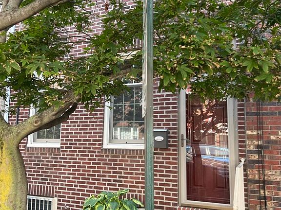 5th image of 1028 Federal St #3