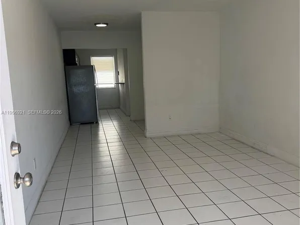 7300 N Harding Ave #28, Miami Beach, FL 33141