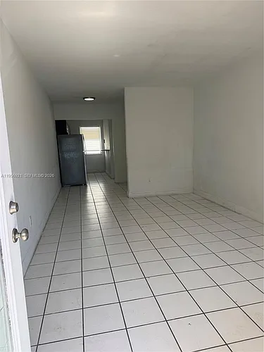 7300 N Harding Ave #28 Photo 1