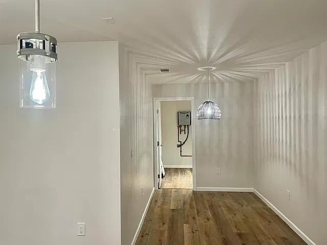 301A Bitner St — Photo 2