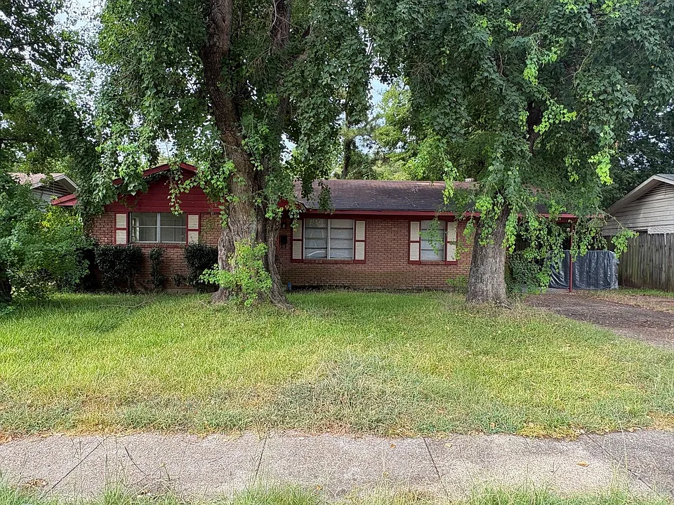 605 Seneca Trl