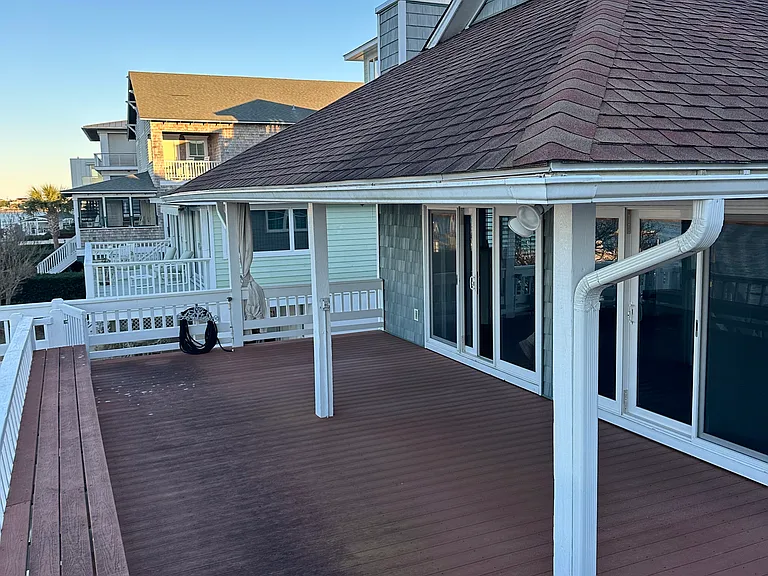 Pelican Dr — Photo 6