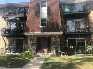 7008 Oconnell Dr APT 102, Chicago Ridge, IL 60415