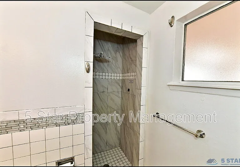 10565 Murphy St — Photo 26
