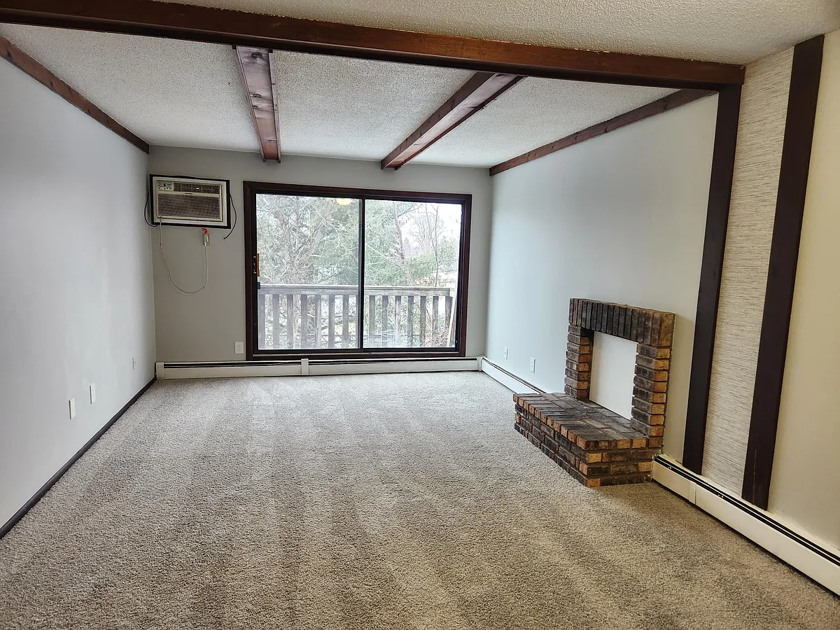 Building Photo - 7254 72nd Ln N #354