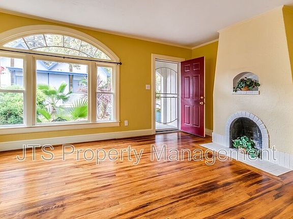 2nd image of 1803 Burnett Way Unit 1803