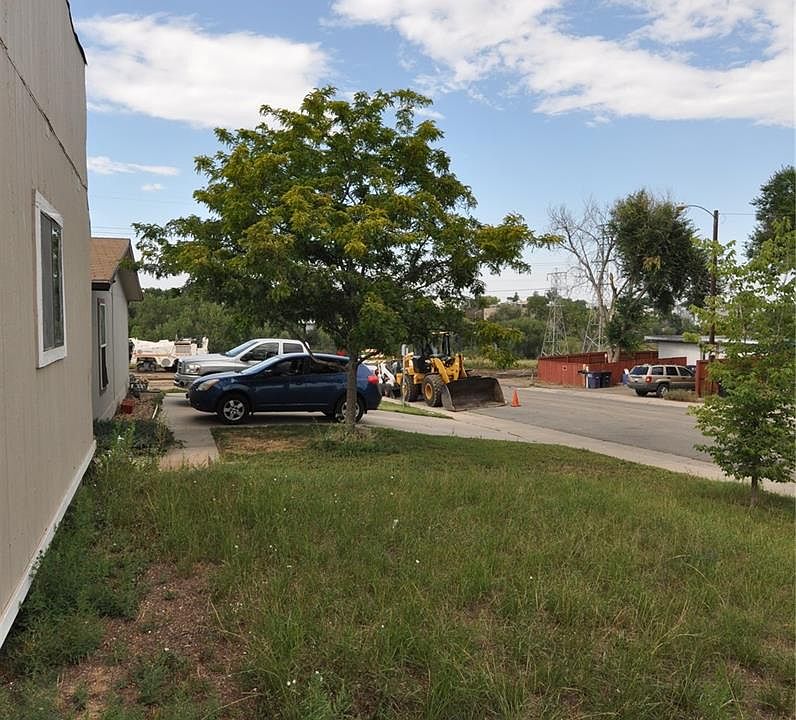 2nd image of 1039 Stuart St #1041