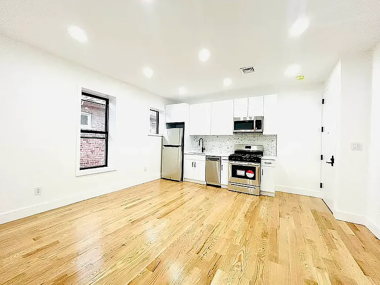858 Linden Blvd #2F — Photo 2