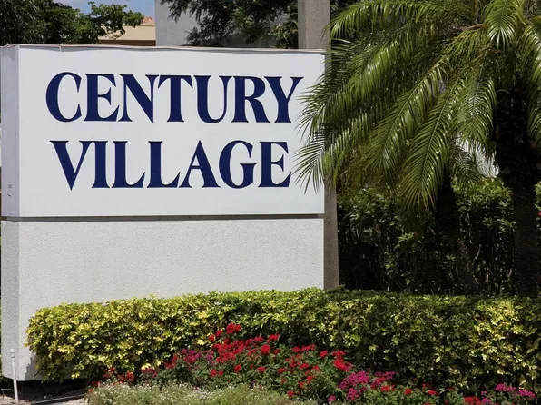 8 Cambridge A #A, West Palm Beach, FL 33417