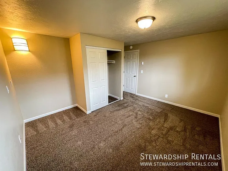 1859 W 12th Ave — Photo 11