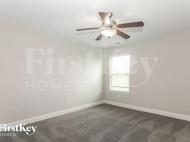 2115 Farmdale Ct — Photo 15