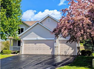 49 Windsor Wood Path, Hudson, WI 54016