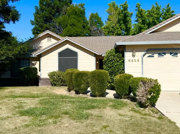 4424 Heather Ridge Ln, Redding, CA 96001