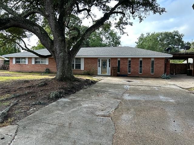 1st image of 2525 Bay Vista Dr