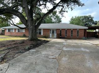 2525 Bay Vista Dr, Biloxi, MS 39531