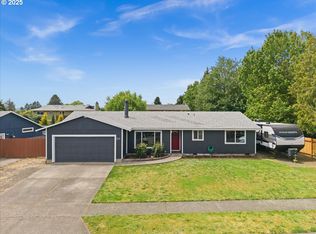 211 S 5th Ave, Cornelius, OR 97113