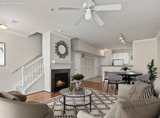 2765 Centerboro Dr, Vienna, VA 22181