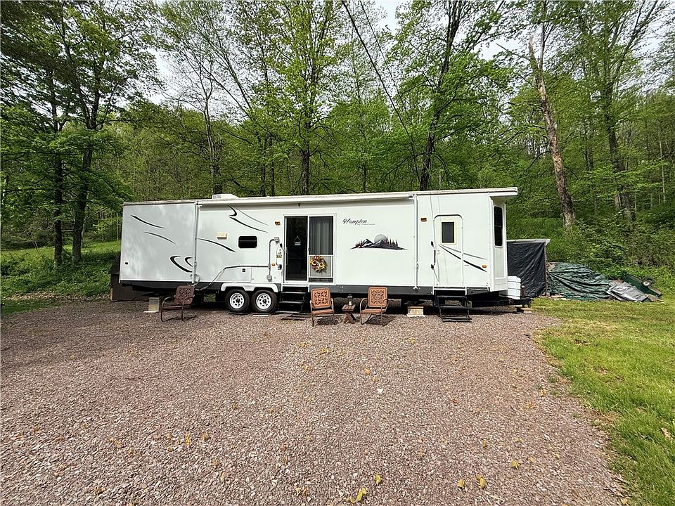 1st image of 321 Dark Hollow Rd