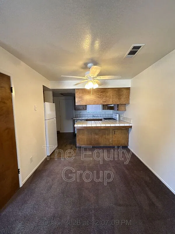 2 bed, 2.0 bath, $1,450 — Photo 4