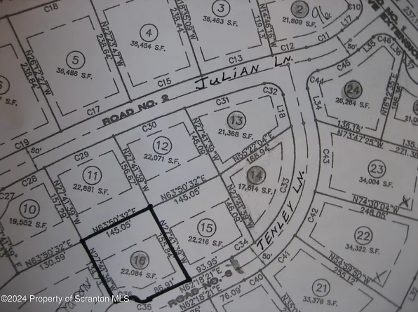 Tenley Ln, Archbald, PA 18403