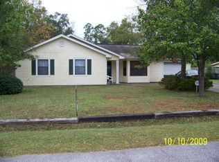 506 Woodlawn Dr, Saint Marys, GA 31558