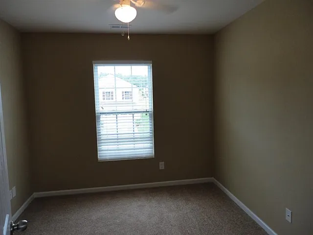 9407 Abney Ct — Photo 13