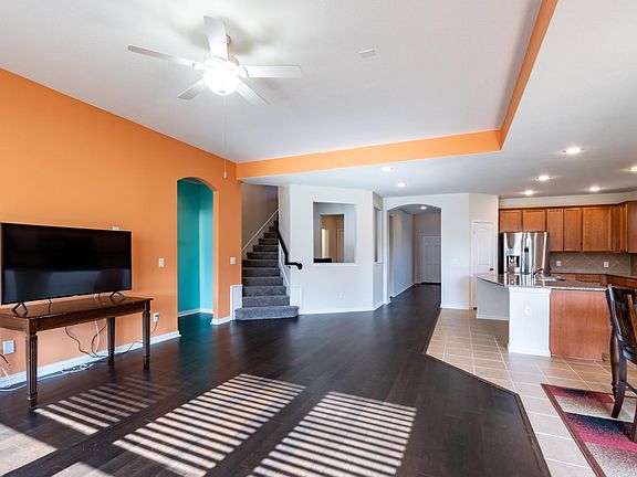 5th image of 512 Keel Ln