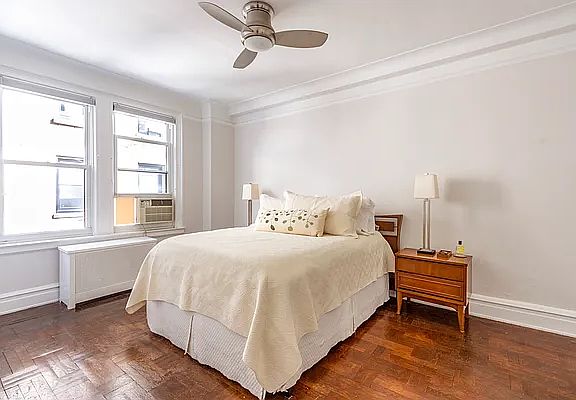4th image of 800 W End Ave #11F