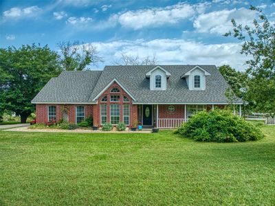 1210 Honeysuckle Dr, Keene, TX, 76059