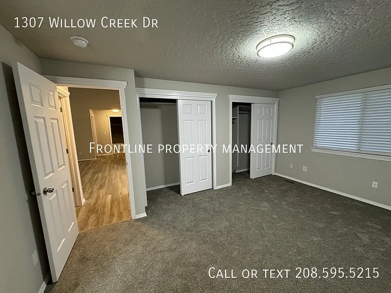 1307 Willow Creek Dr — Photo 10