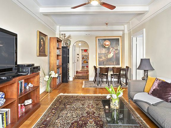 5th image of 328 W 86th St APT 5C