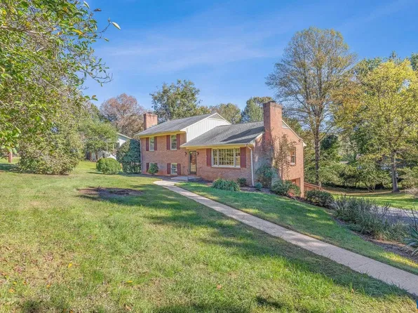 2708 Northfield Rd, Charlottesville, VA 22901