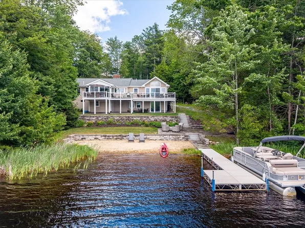 19 Spruce Dr, Ashburnham, MA 01430