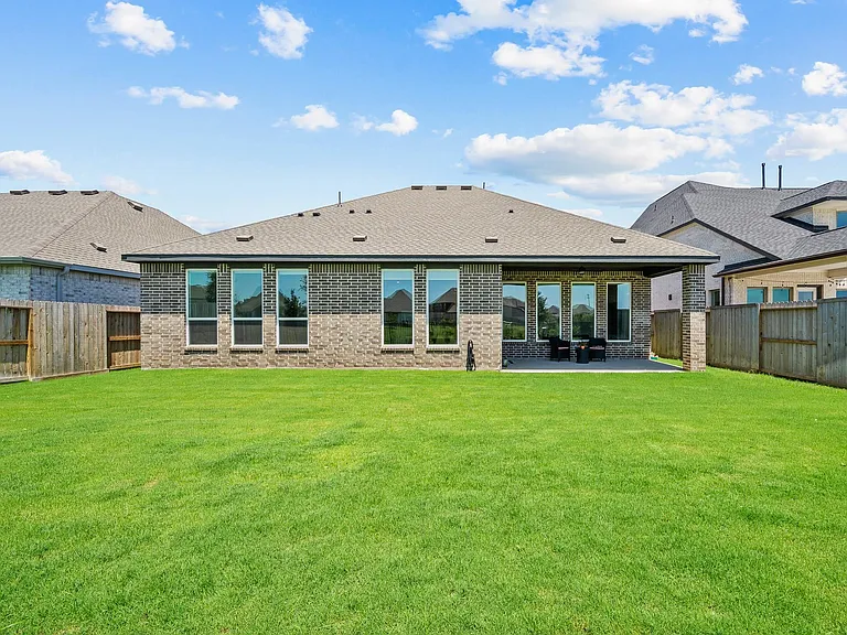31051 Sun Valley Dr — Photo 45
