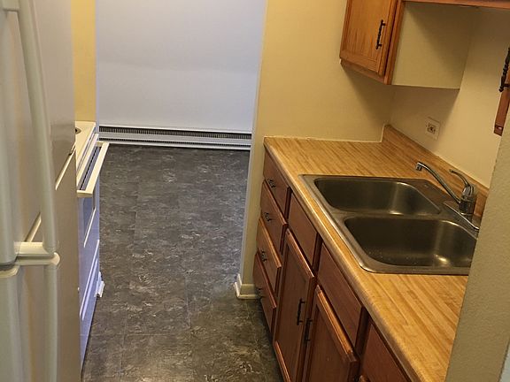 4th image of 37 Nippersink Blvd #2-C