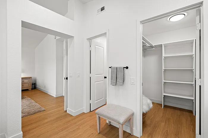 17447 Crestlake Ln — Photo 61