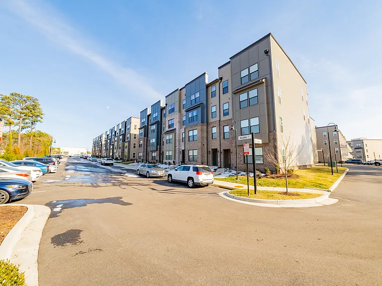 2707 Acadia Dr #B — Photo 38