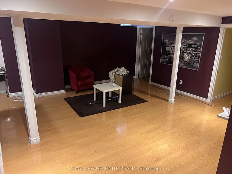 101 Orleans Dr — Photo 26