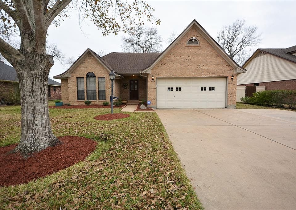 1st image of 151 Corkwood St