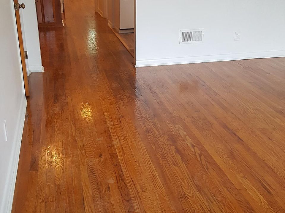 1st image of 2951 Linwood Ave APT A