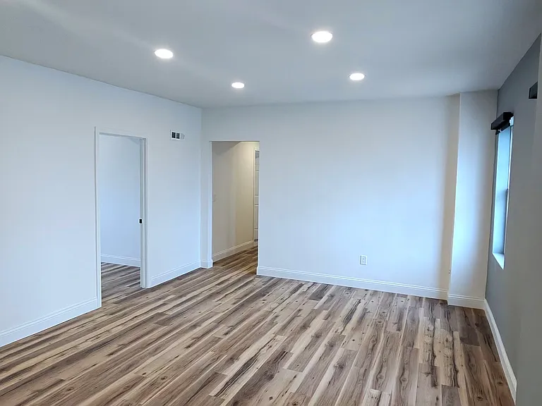 4406 McPherson Ave #4 — Photo 3