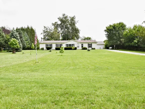 6535 E Maple Bend Dr, Monticello, IN 47960