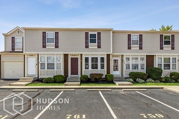 1st image of 761 Ficus Dr