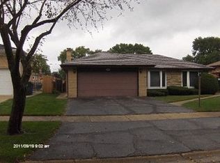 440 Pleasant Ln, Des Plaines, IL 60018