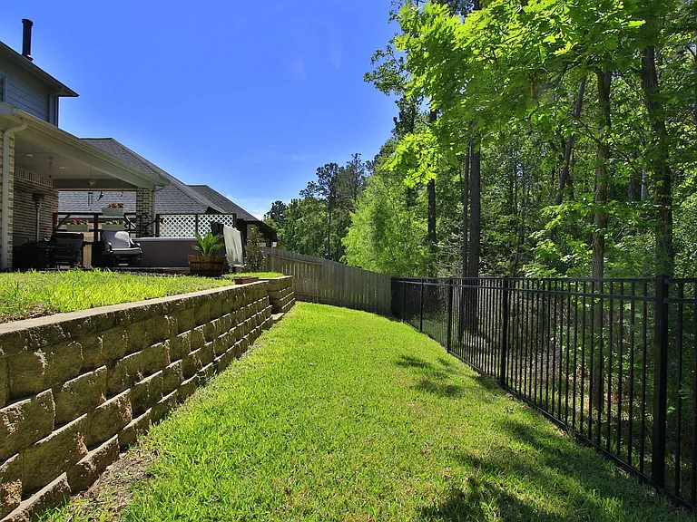 282 Sky Top Dr — Photo 44