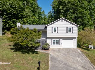 228 Brookside Dr, Dallas, GA 30132