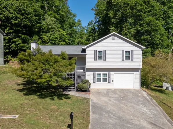 228 Brookside Dr, Dallas, GA 30132